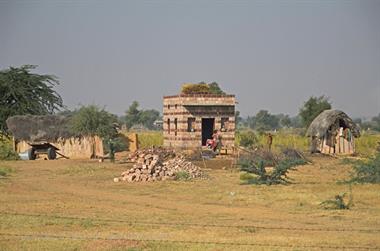 01 PKW-Reise_Bikaner-Jaisalmer_DSC2900_b_H600